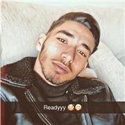 Soy estudiante un la universidad pública de odontología y hablo muy bien ingles y francés y arabe tengo muy paciencia por los niños y por ayudarlos a aprender ingles